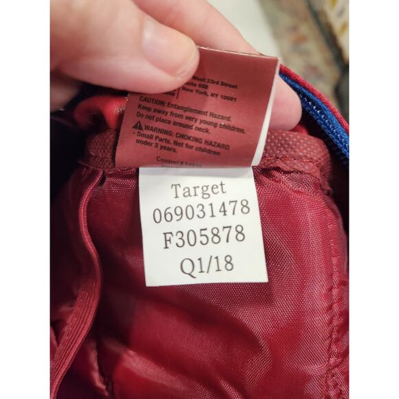 Wonder Woman backpack with gold accents - like new - Picture 4 of 7